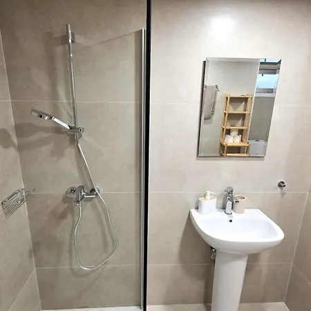 3br Gem, - 1gb Wi-fi * Larnaca